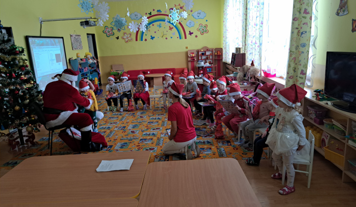 5. fotografia fotogalérie Mikuláš 2023 a I. vianočné trhy